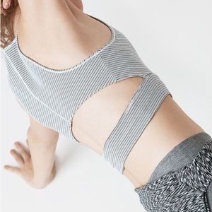 Outdoor Voices slashback crop